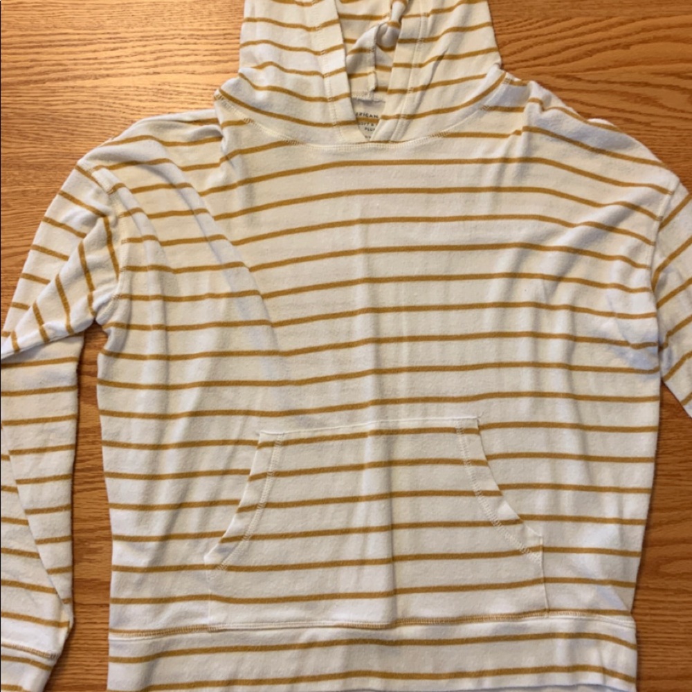 Thin hoodie